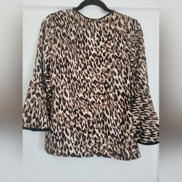 Beautiful Animal Print Top - Picture 2 of 3